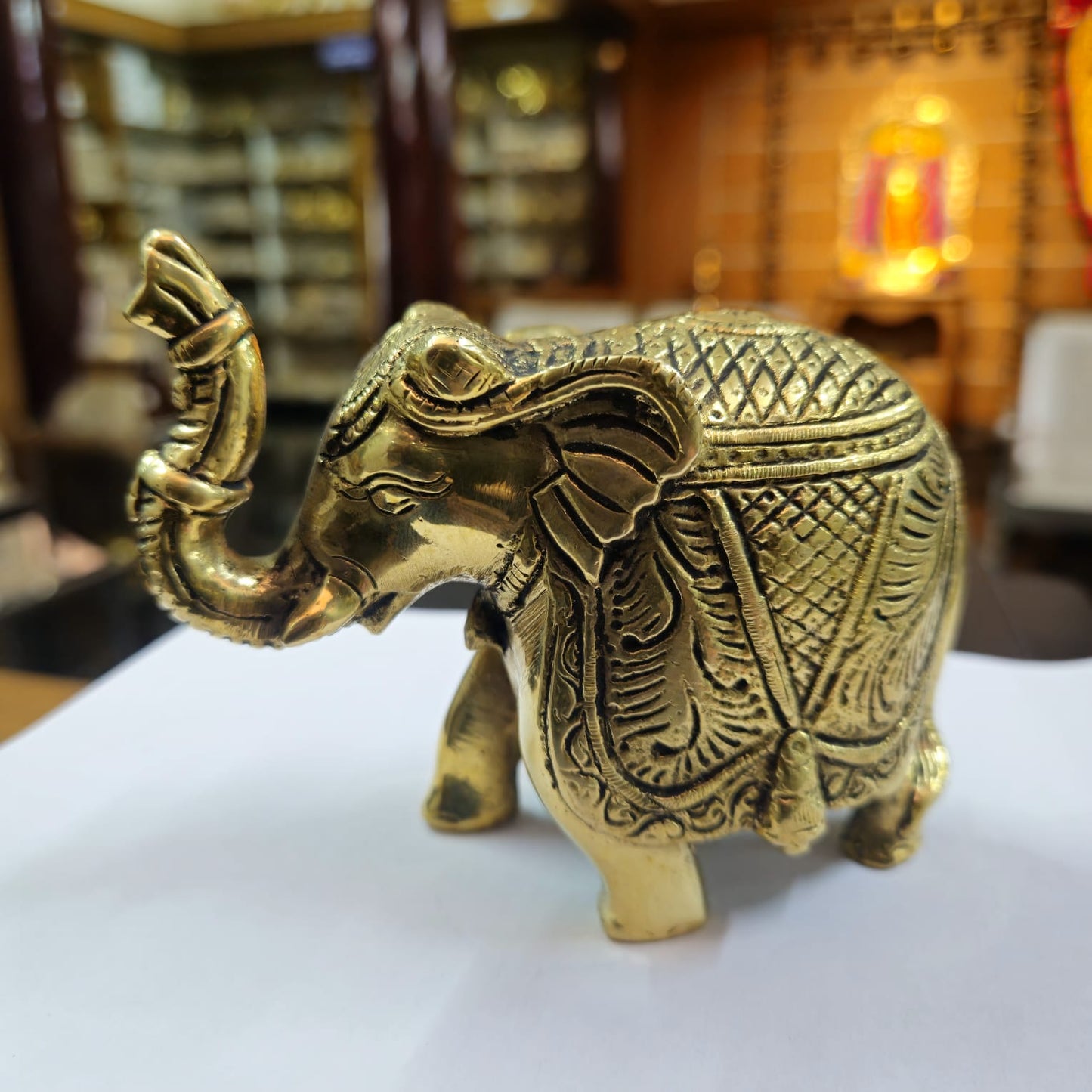 BRASS ROYAL ELEPHANT ANTIQUE