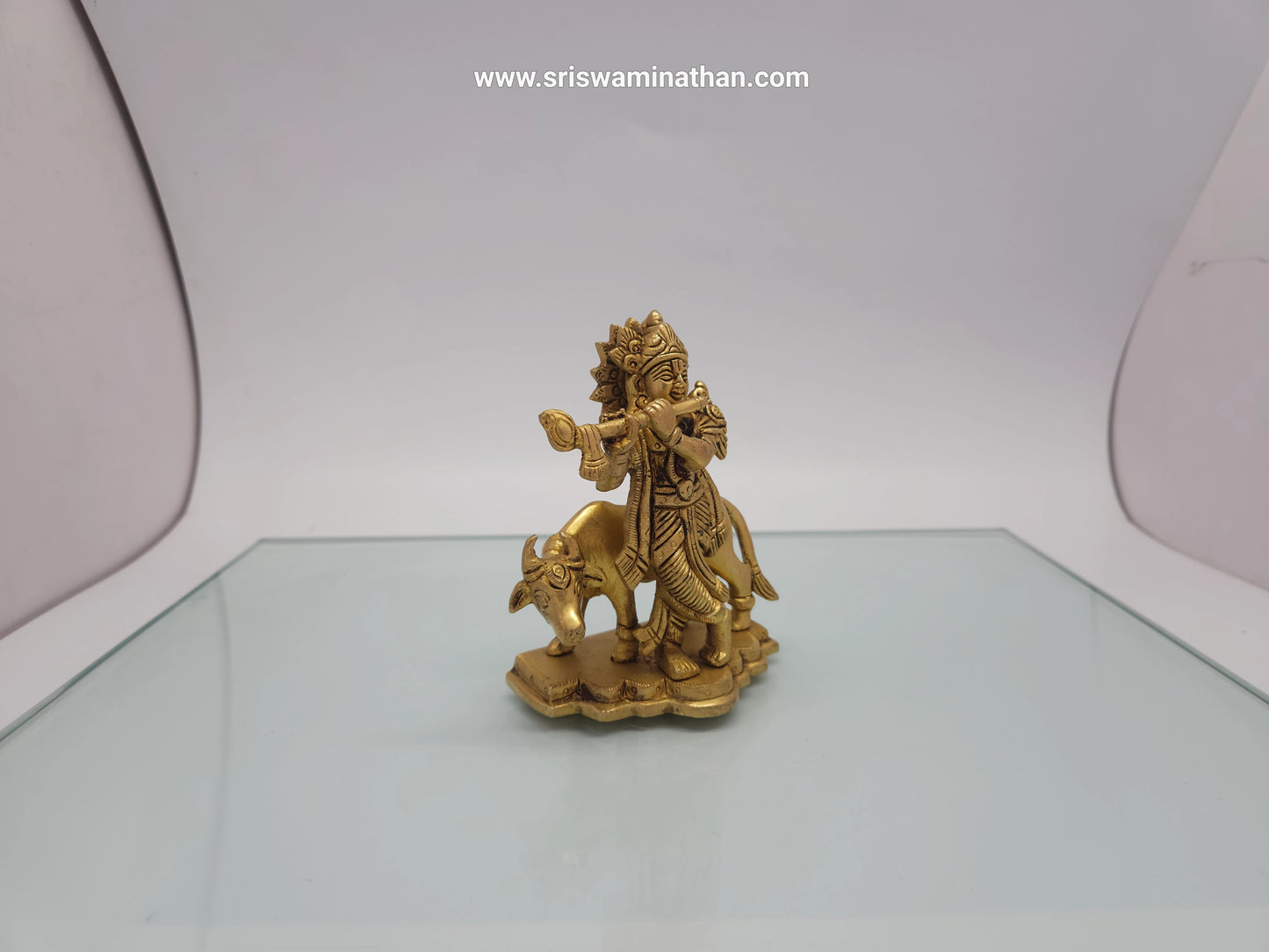 Cow krishna 16212