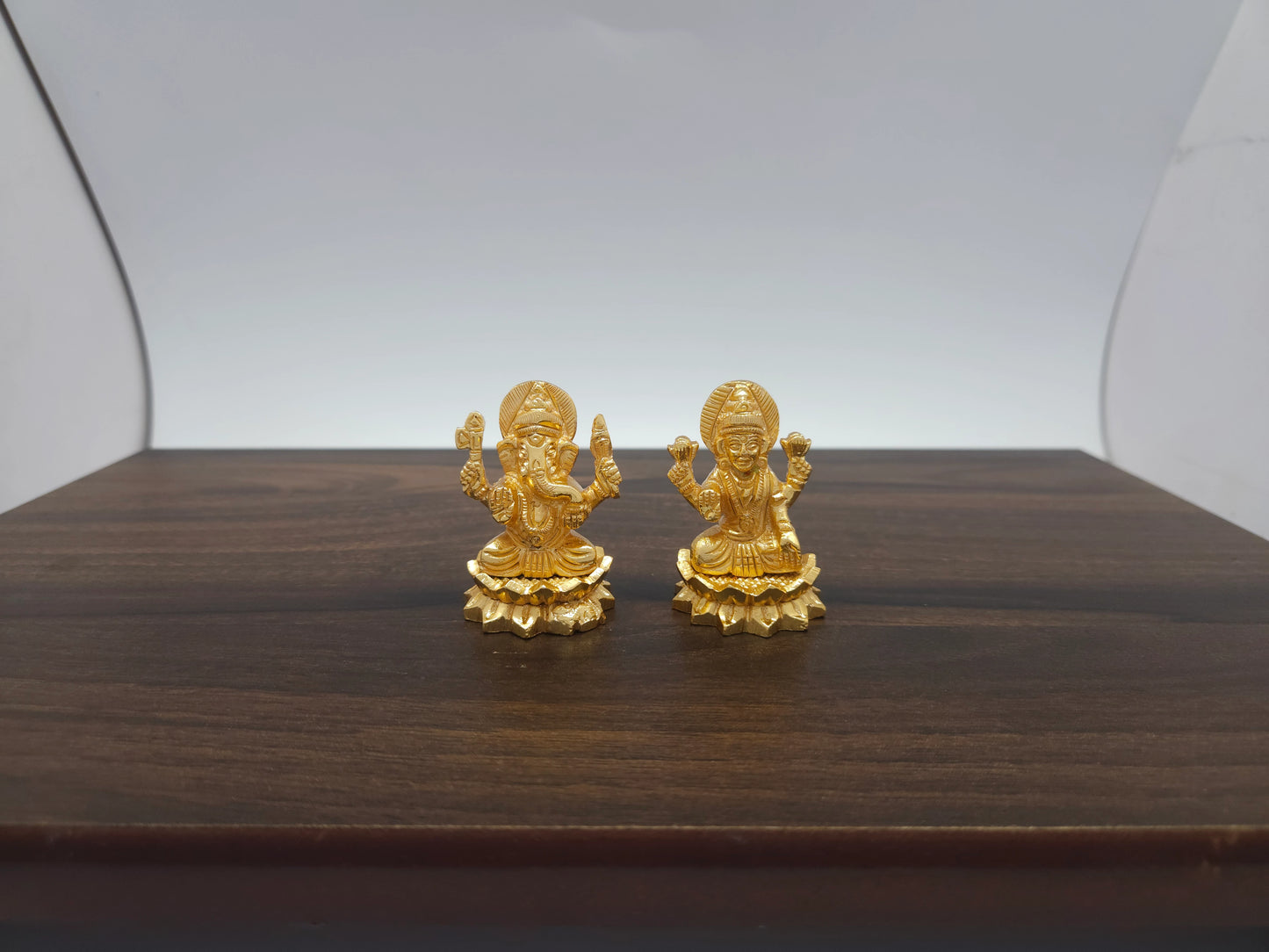 Lakshmi 15254