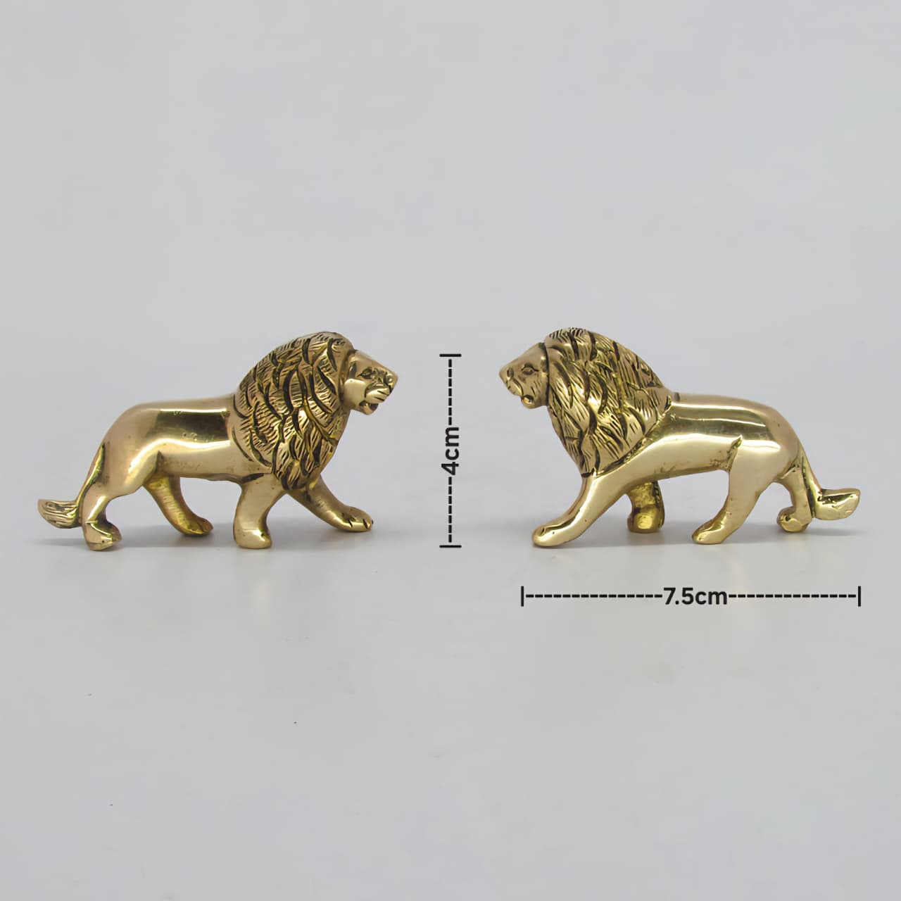 Lion Stand 150gm Antique