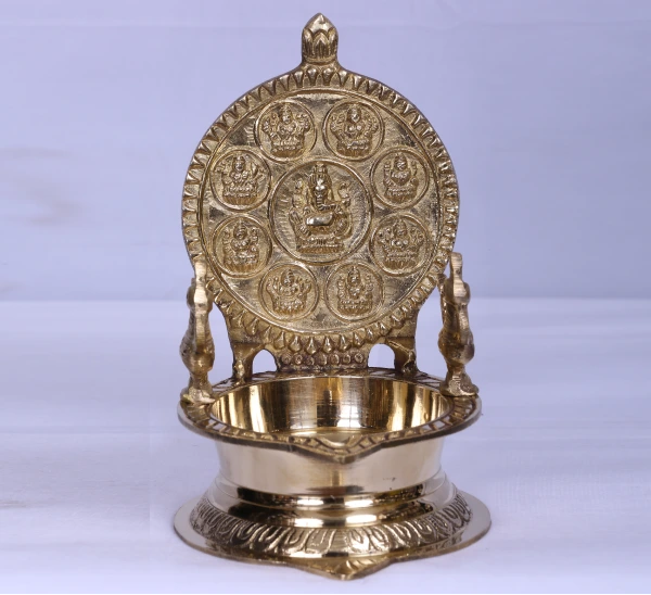 Asthalakshmi Vilakku No.4