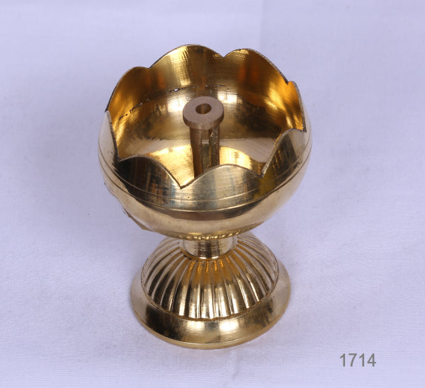 Kamal Nanda Deepam Stand No.1