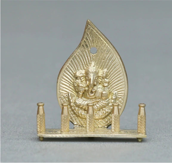 Brass Casted Ganesh Wall Hanging Bathi Stand