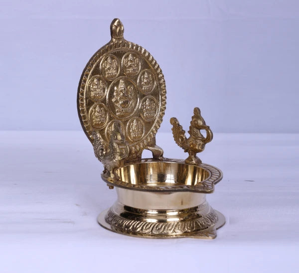 Asthalakshmi Vilakku No.4