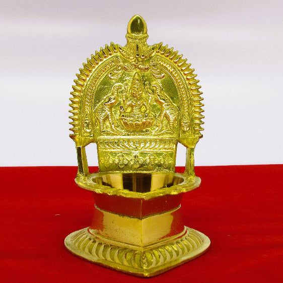 Divine Sridevi Kamatchi Brass Vilakku 3