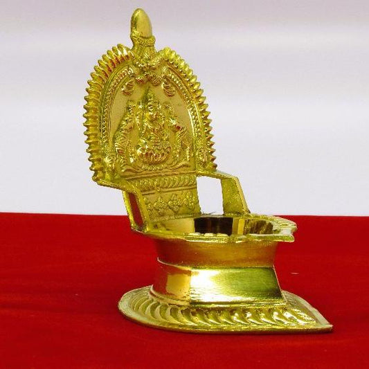 Divine Sridevi Kamatchi Brass Vilakku 3