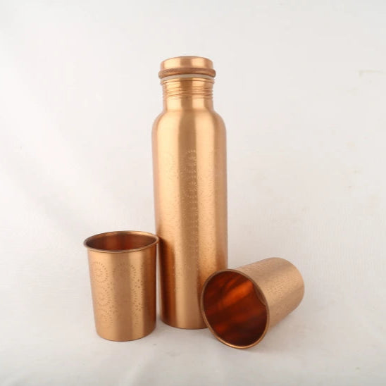Pure copper water bottle with 2 matching tumblers – 1000ml bottle & 150ml cups – Ayurvedic hydration gift set