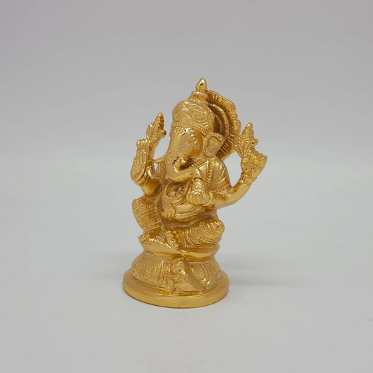Edampuri Ganpati Gold Idol Right Angle Left Trunk Round Lotus Base Crown Detail