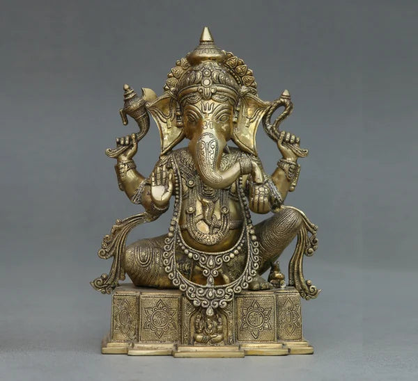 Divine Vinayagar Statue Collection – Traditional Ganesha Idols for Every Home