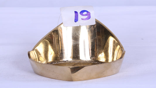 Karaikudi Maadam Vilakku No.1|Traditional brass Agal deepam