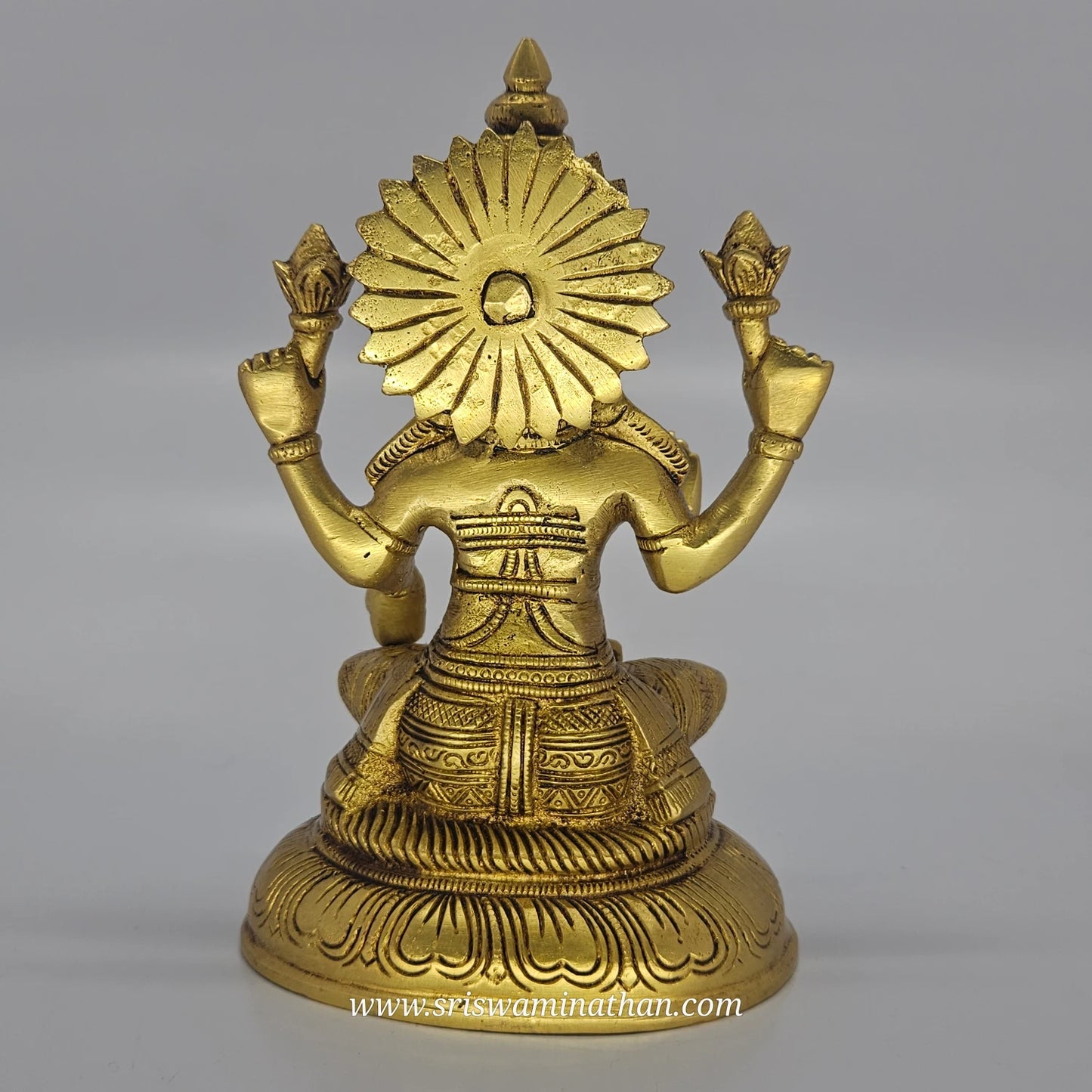 Lakshmi 1.850 kg