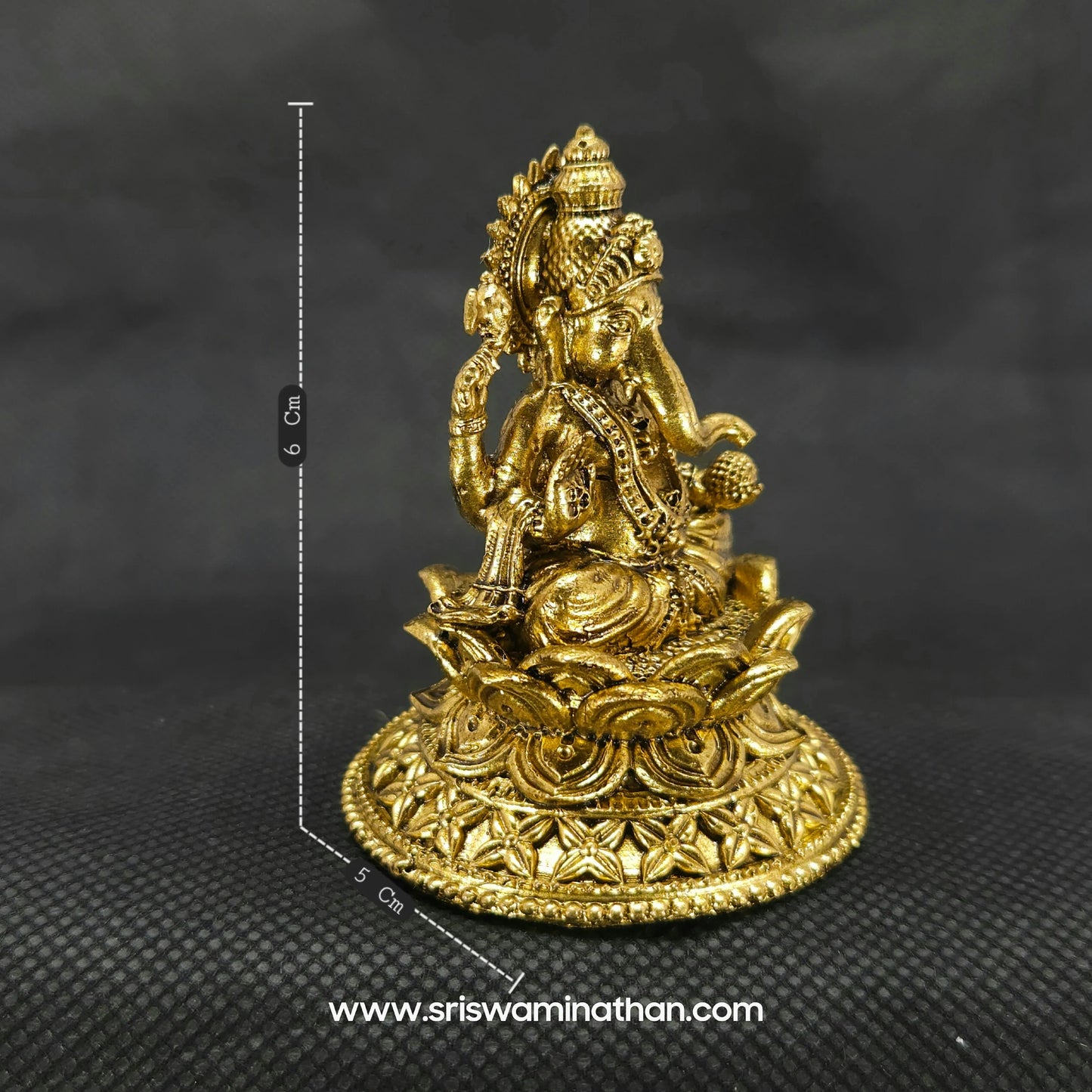 Ganesh Sitting on Elegant Round Lotus