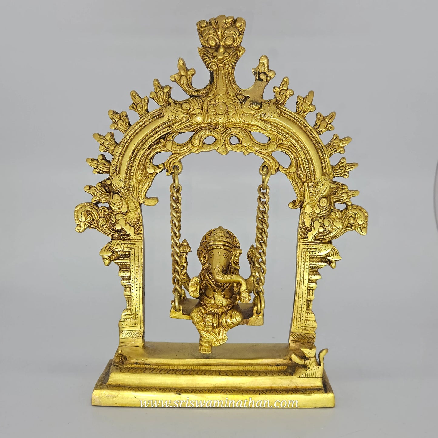 Oonjal vinayagar 1.500 kg