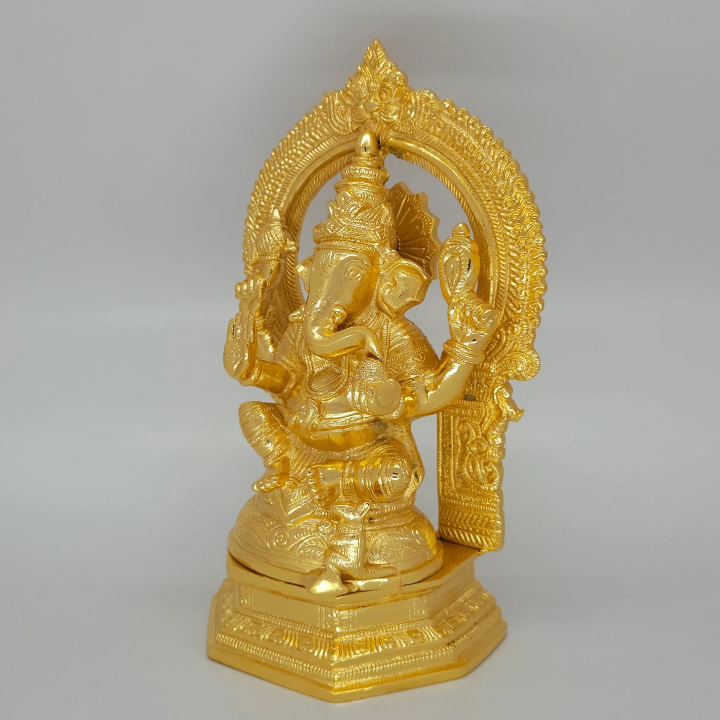 Ganesh with Arch Frame 3kg