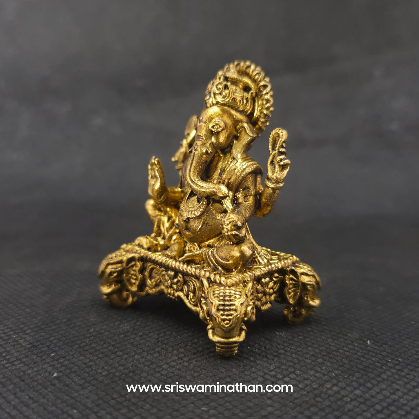 2" Vinayagar On four Elephant head Peedam