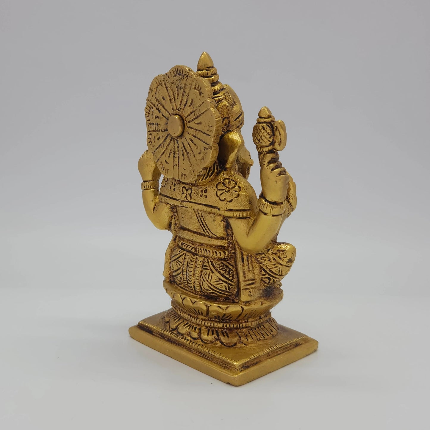 VINAYAGAR 960GRAM