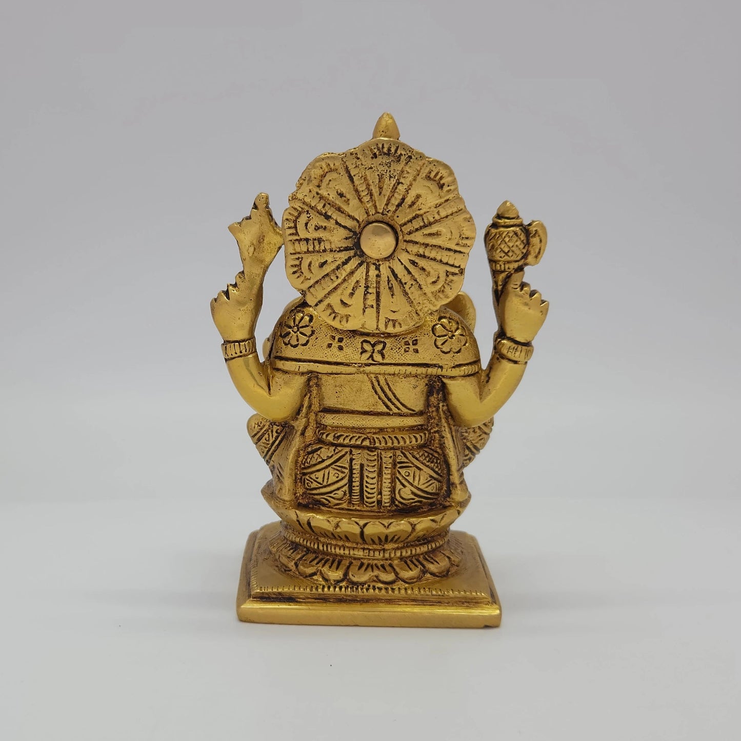 VINAYAGAR 960GRAM