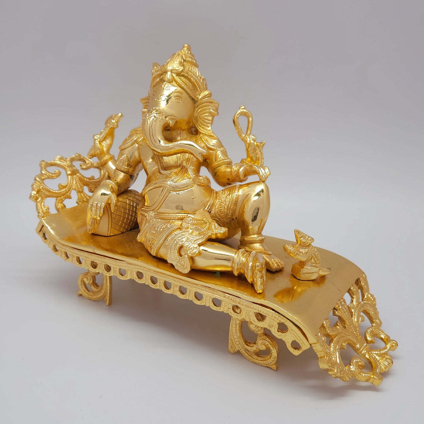 Nithra ganesh