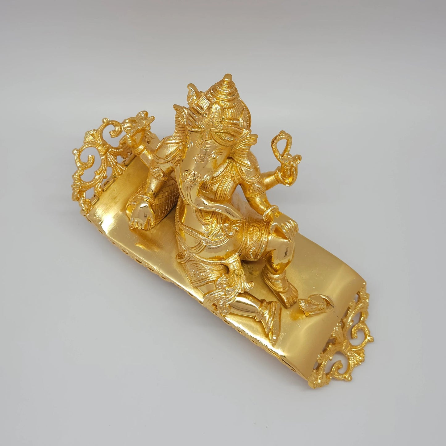 Nithra ganesh