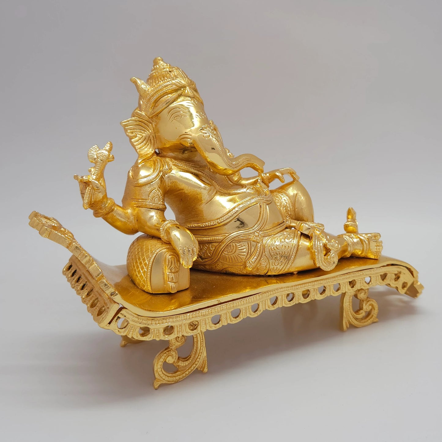 Nithra ganesh