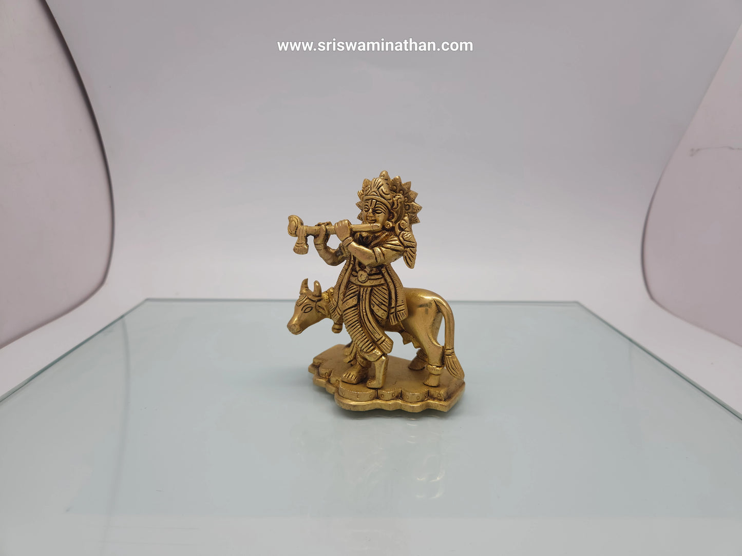 Cow krishna 16212