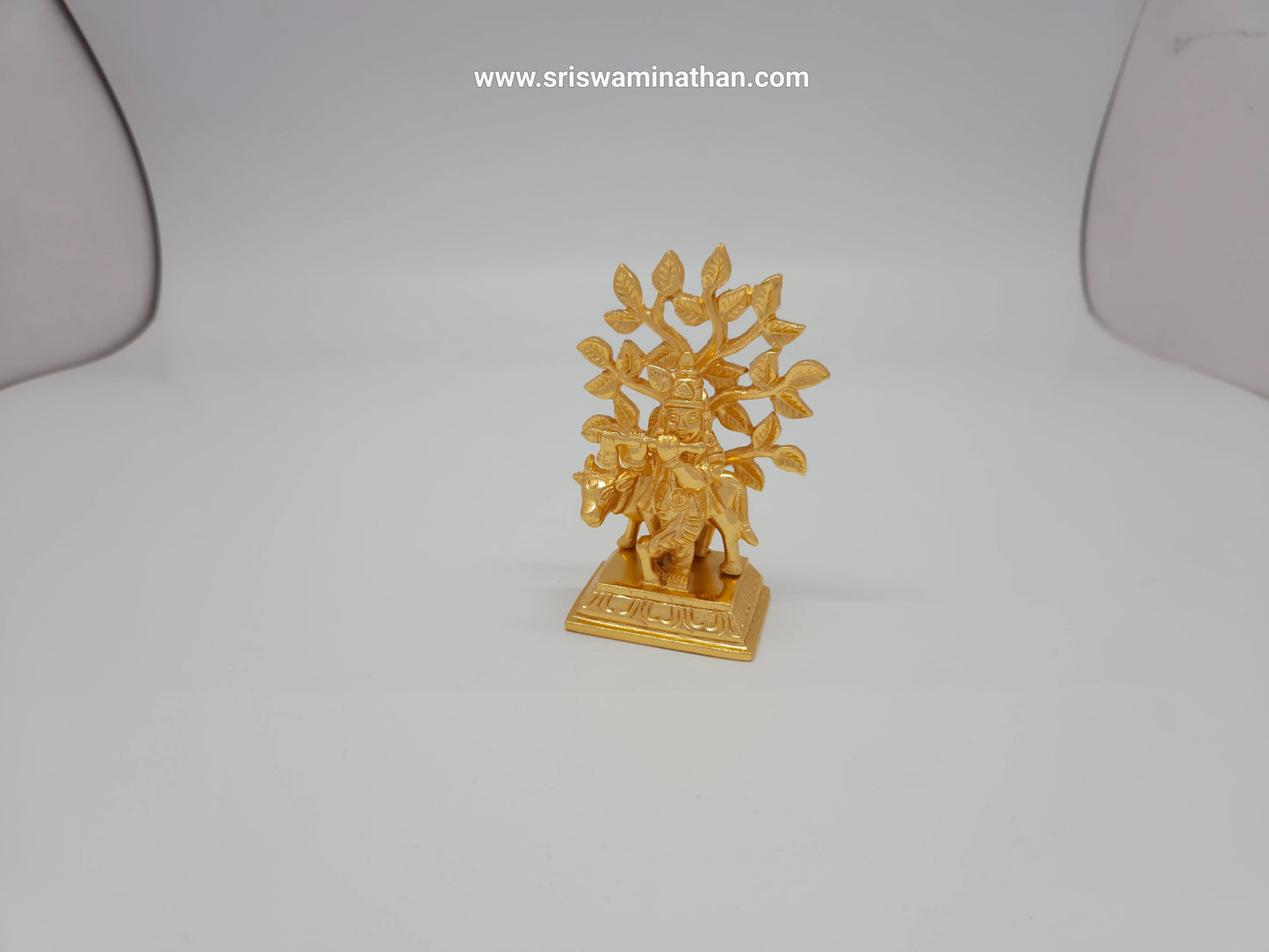 Tree krishna 16352