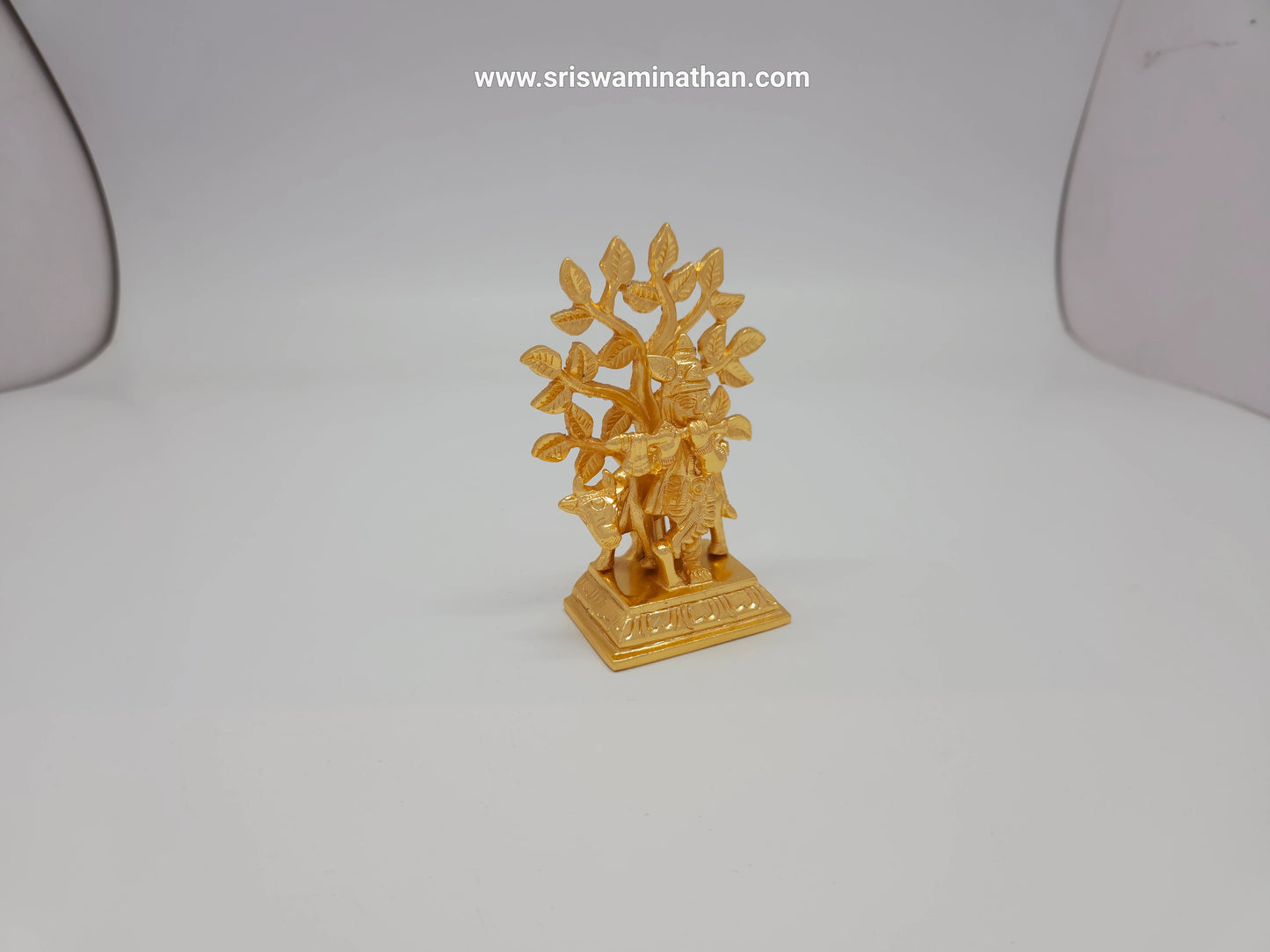 Tree krishna 16352