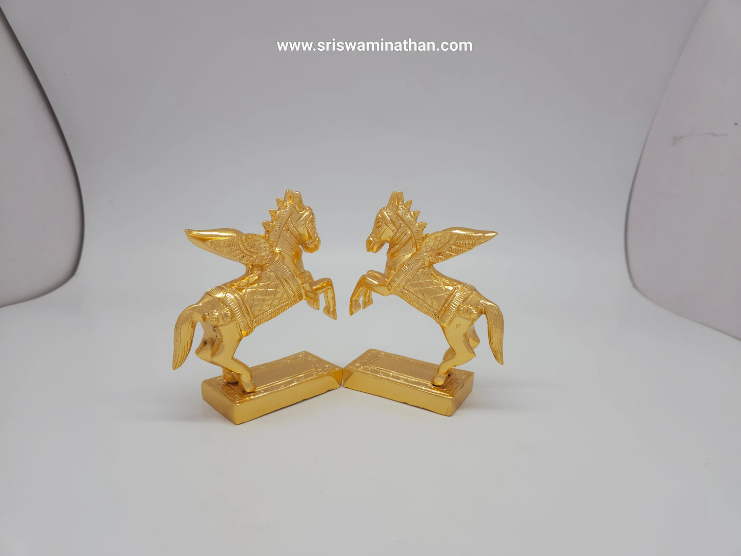 Flying horse 16506