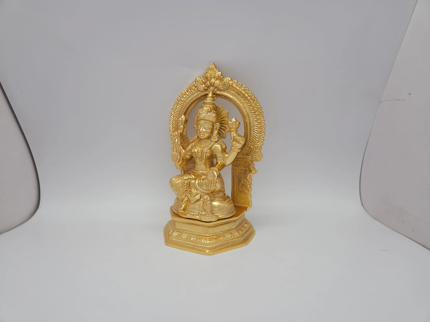 Lakshmi 4835