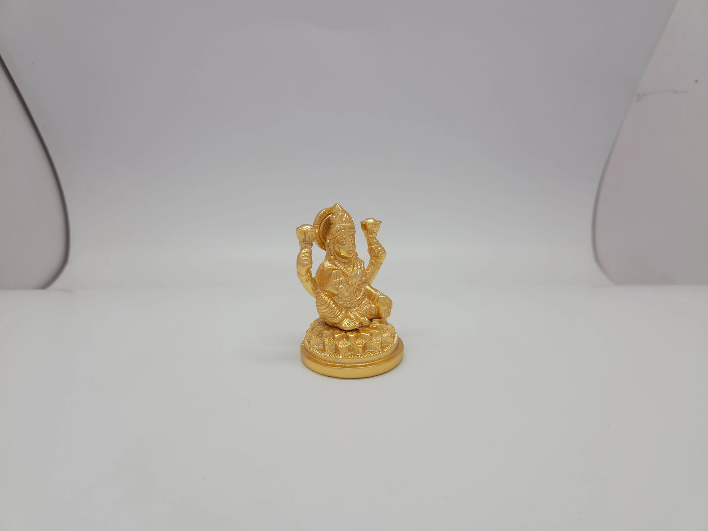Lakshmi 16477