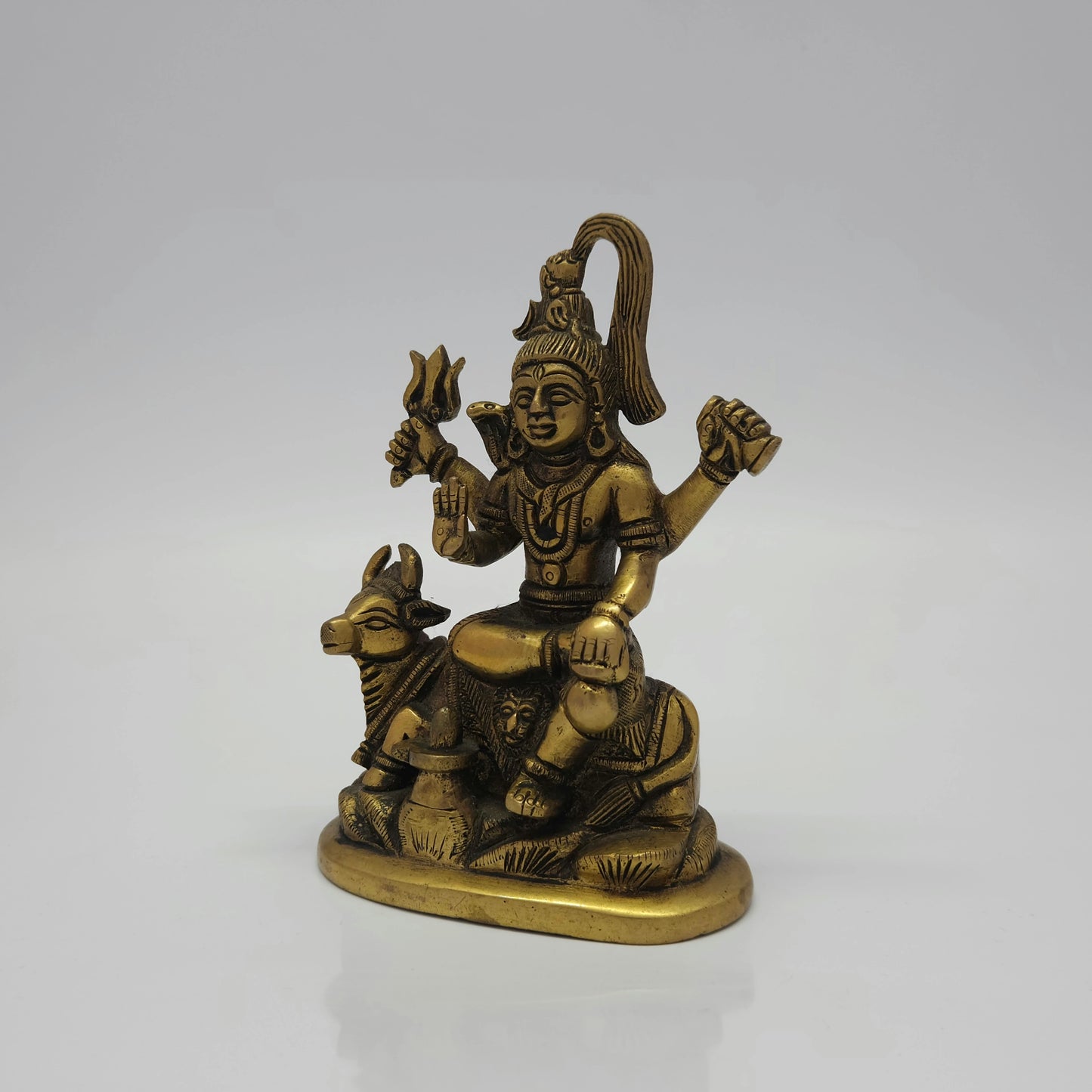 Sivan with gangai
