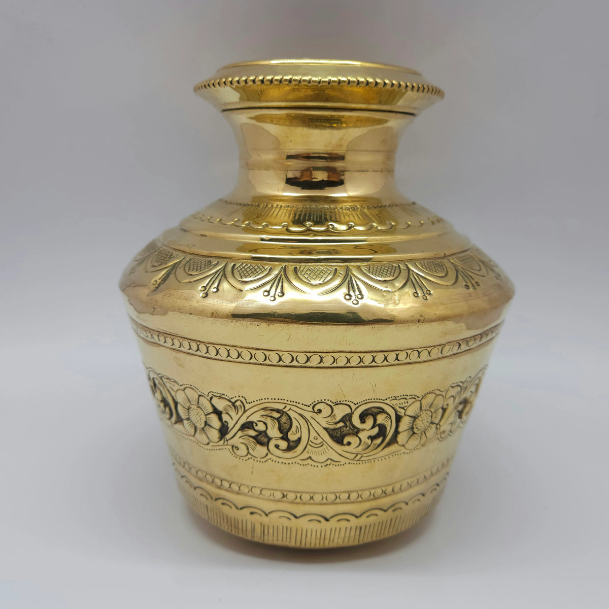 Brass  Ashtalakshmi Kudam