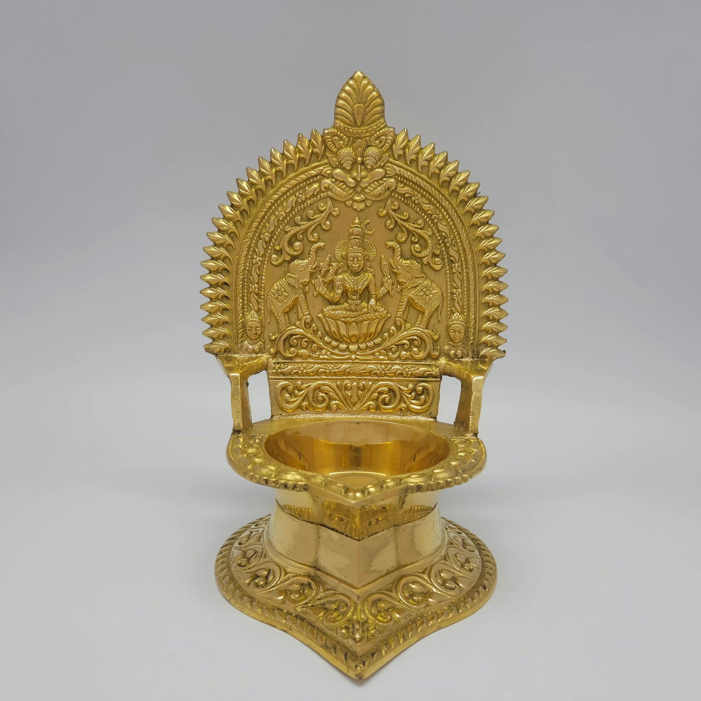 Lingabhairavi Vilakku – Traditional Brass Oil Lamp with Goddess Carving