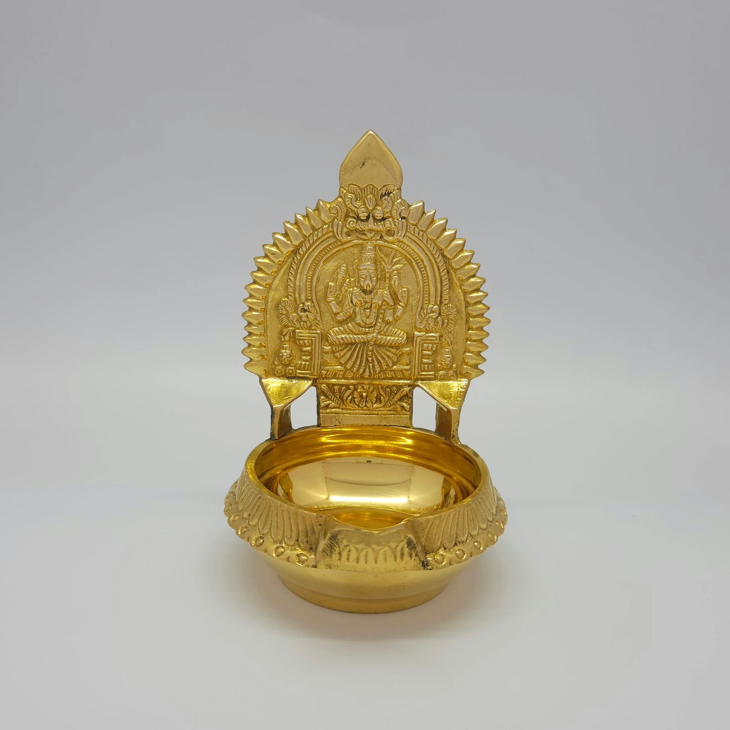 KUBERA KAMATCHI VILAKKU