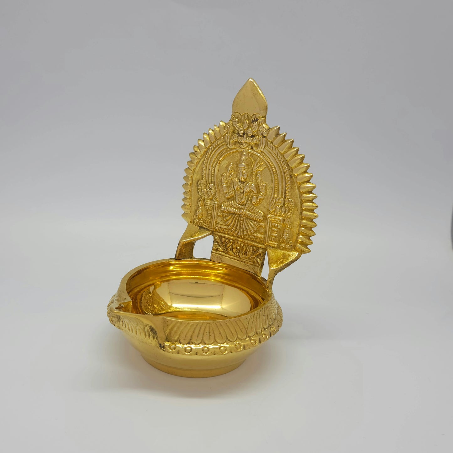 KUBERA KAMATCHI VILAKKU