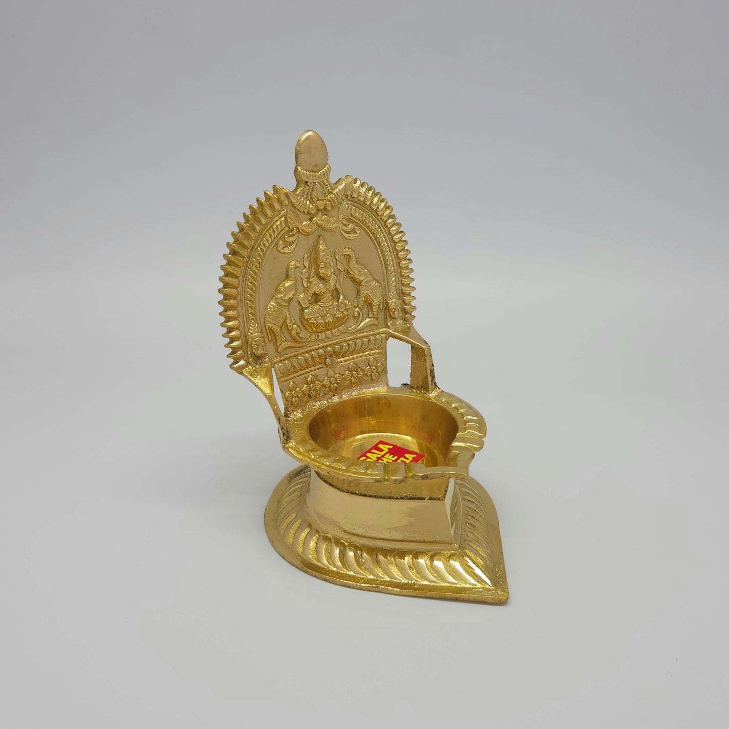 Divine Sridevi Kamatchi Brass Vilakku 5