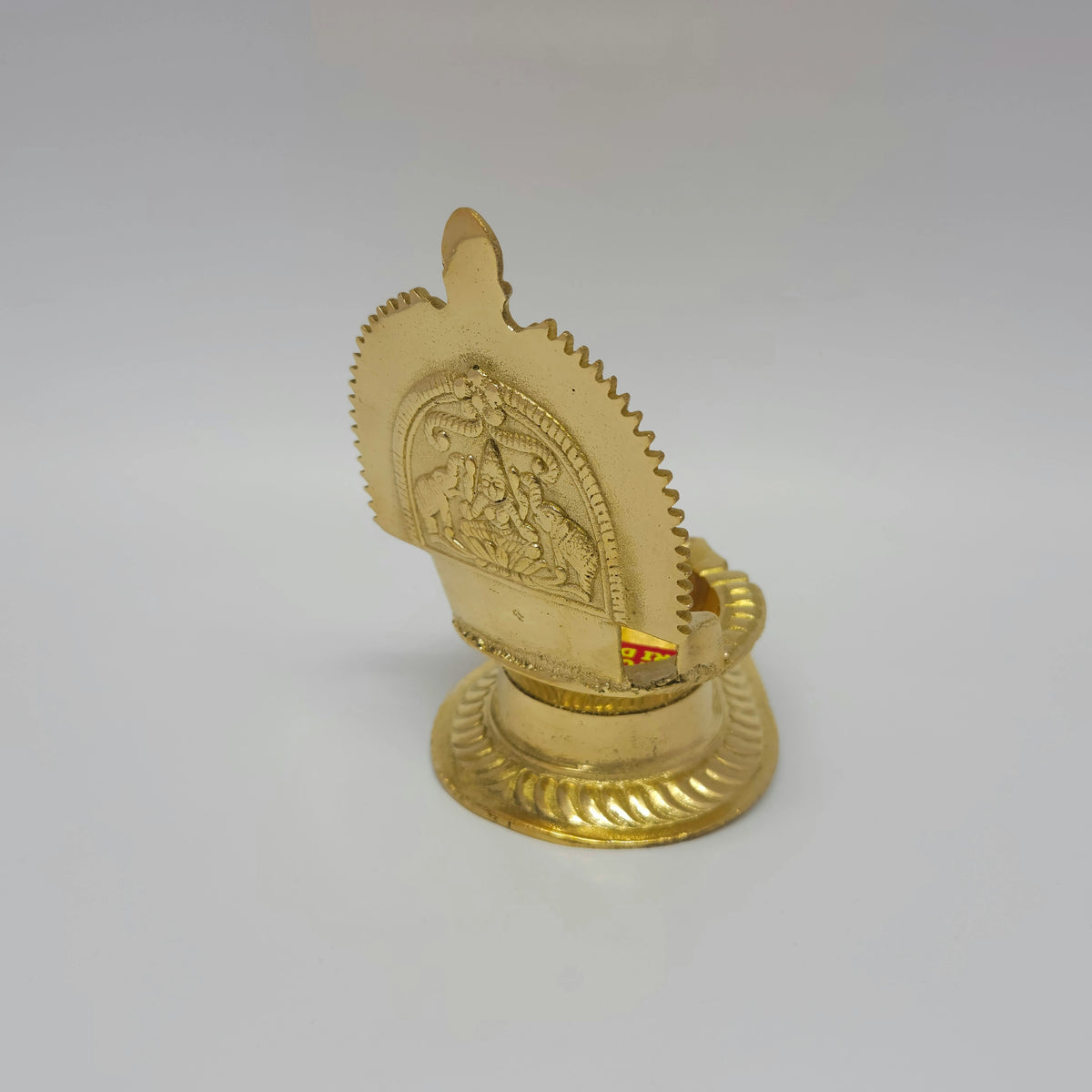 Divine Sridevi Kamatchi Brass Vilakku 5