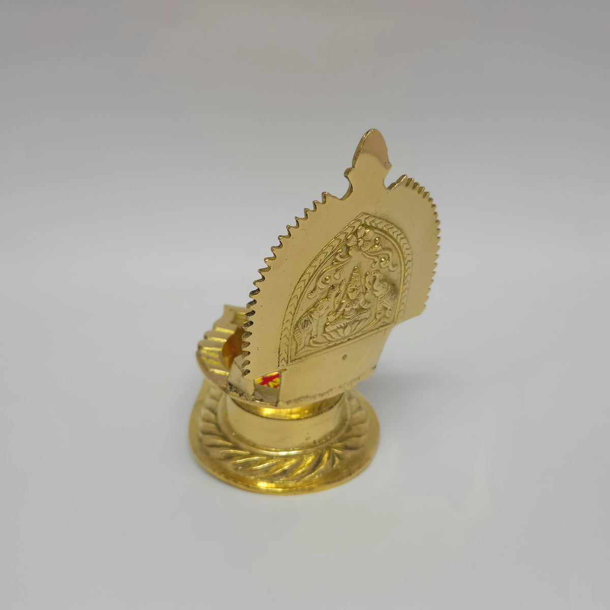 Divine Sridevi Kamatchi Brass Vilakku 5