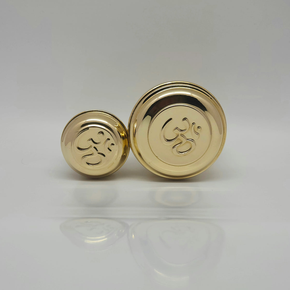 Om box brass