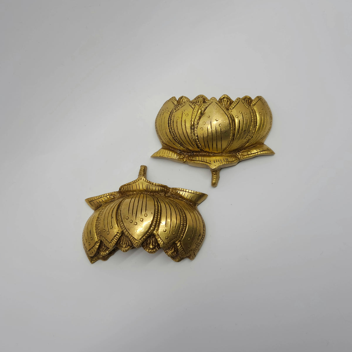 Kamal wall hanging
