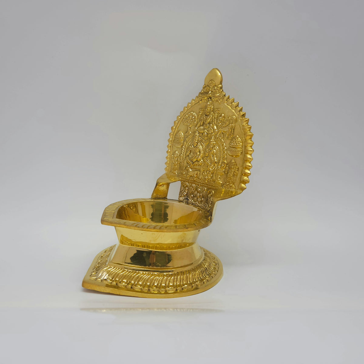Kubera lakshmi 15772