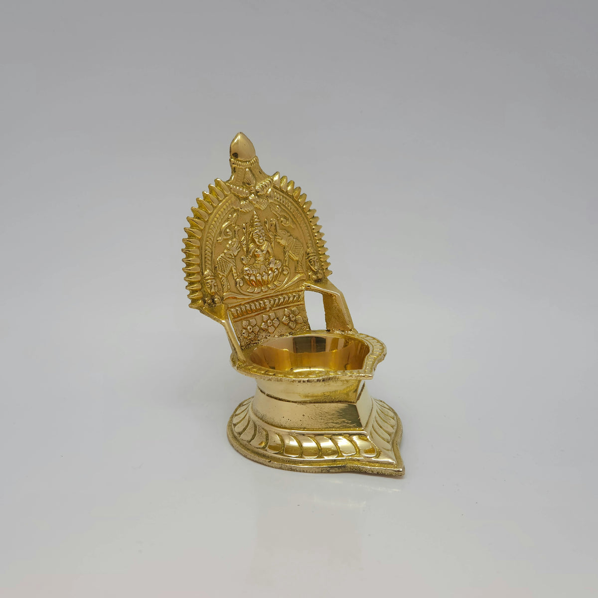 Jaishree kamatchi vilakku