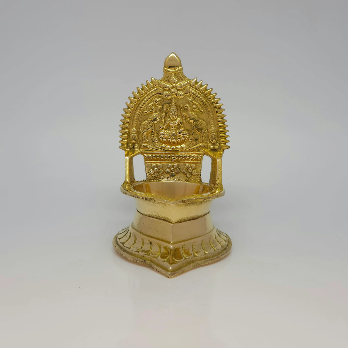 Jaishree kamatchi vilakku