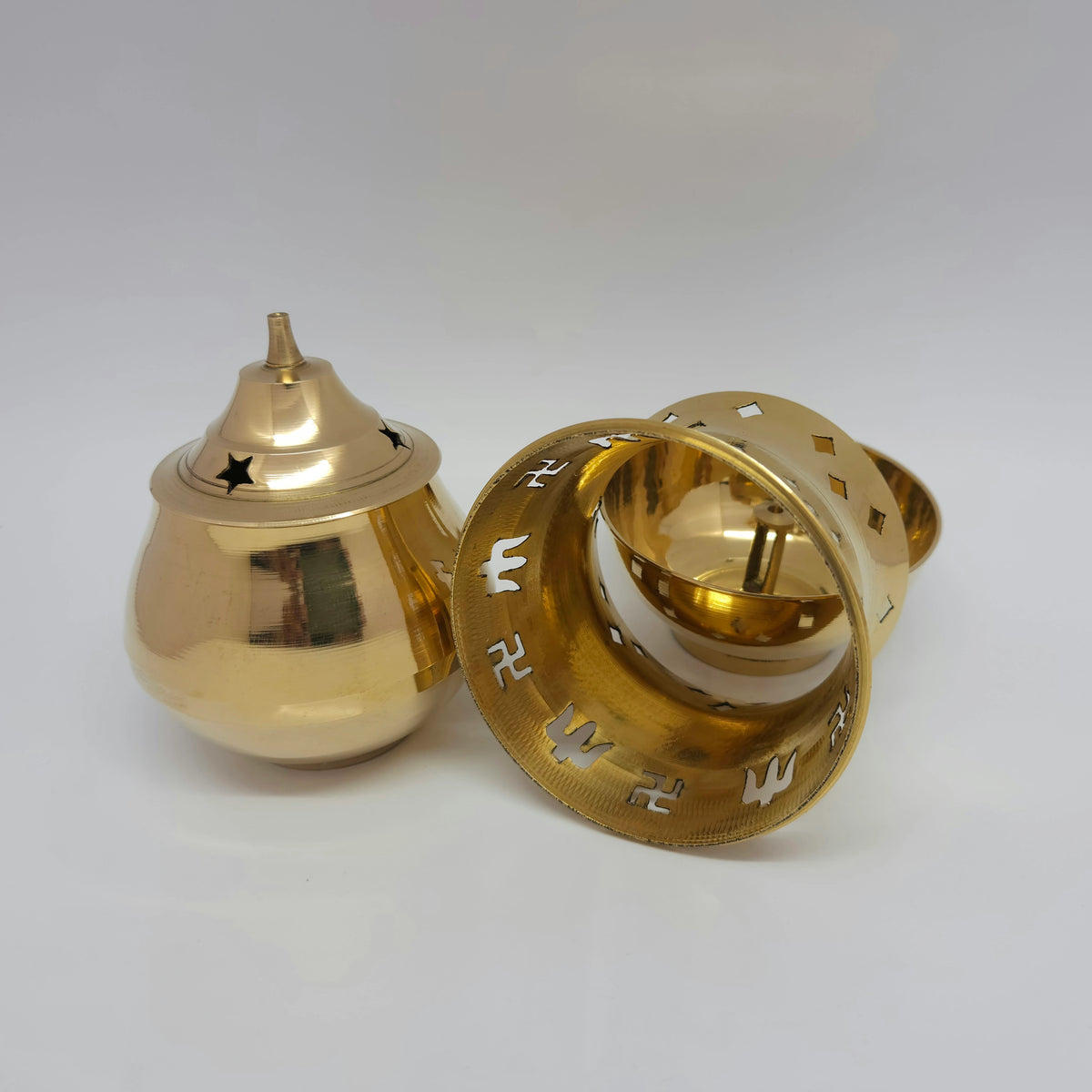 Kapoor lamp