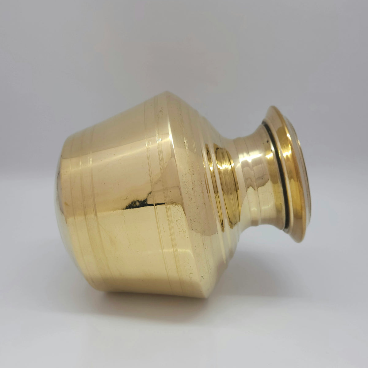 Brass kudam