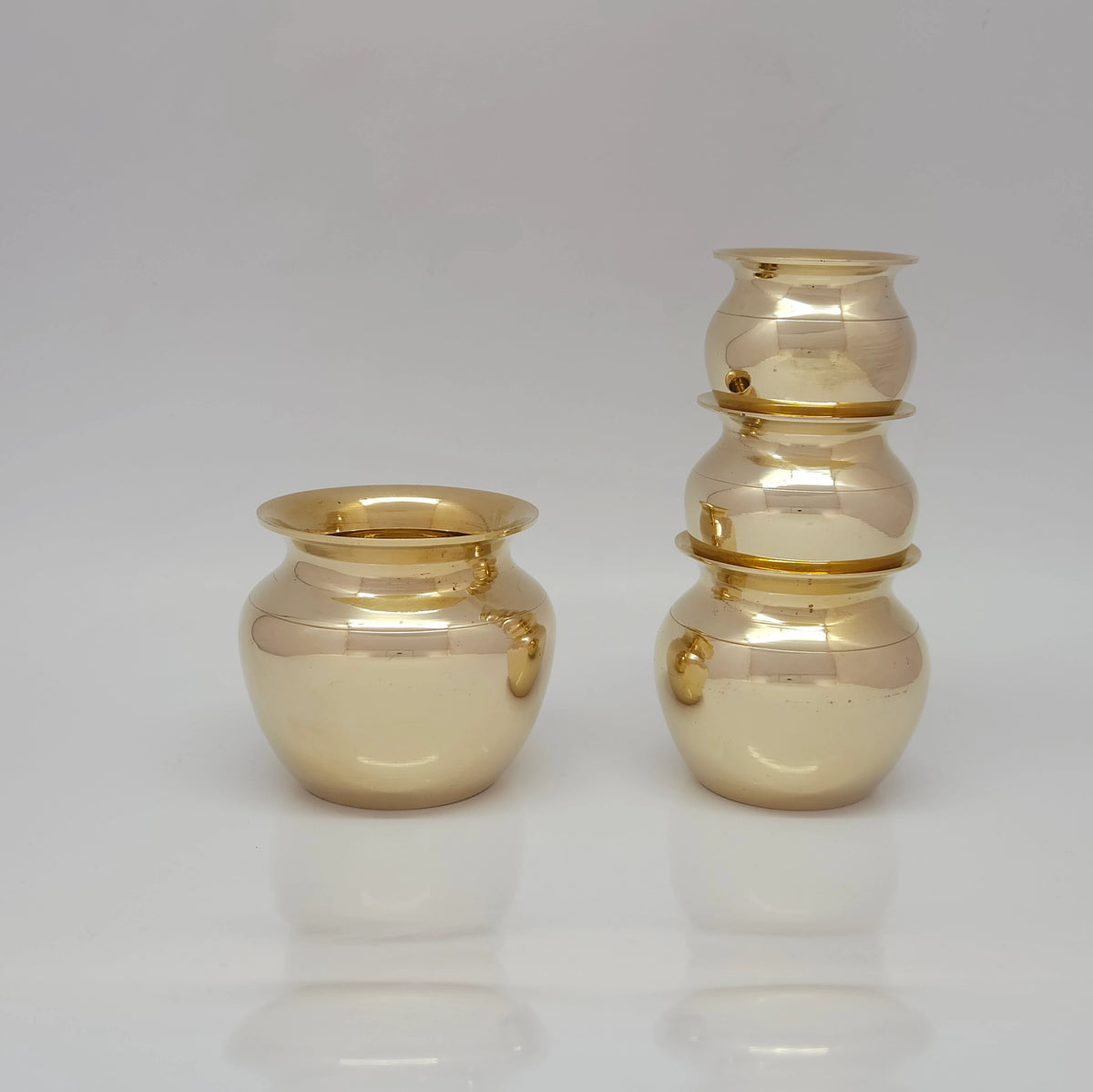 Bronze kubera chombu