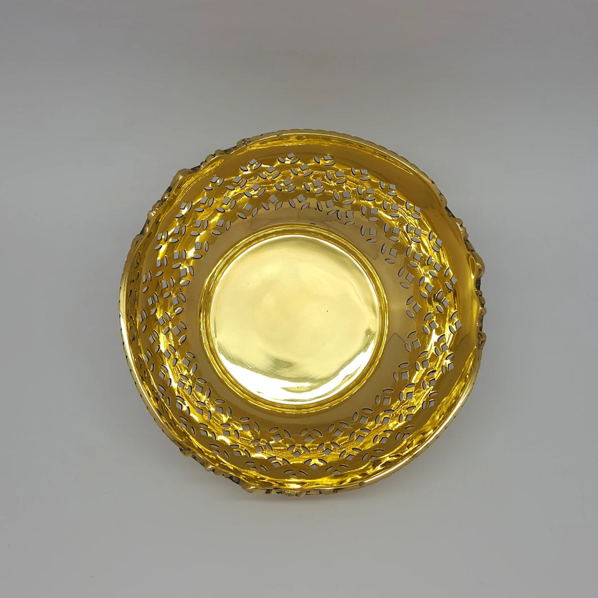 Round jali bowl