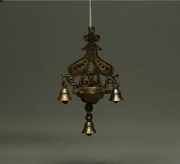 Hanging Deep Antique