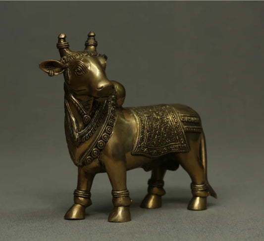 Nandi Standing