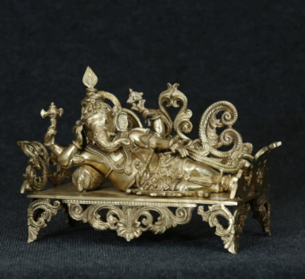 Bed Vinayagar 10 9.990 Gm